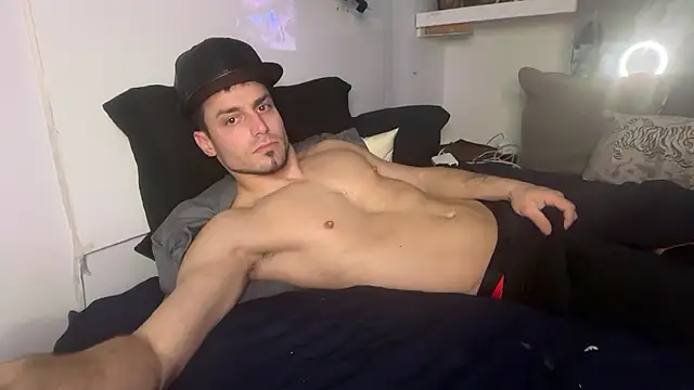 hot shot 13 online show from January 11, 6:20 am