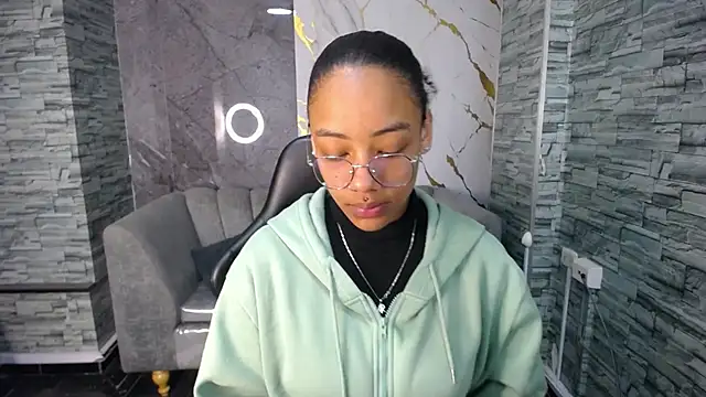 Violeth b online show from October 13, 12:51 pm