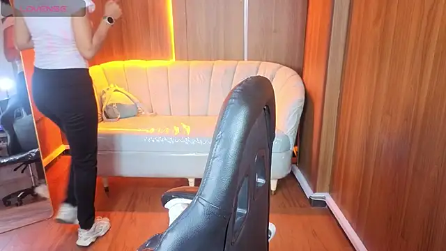 Violeth b online show from January 9, 12:56 pm