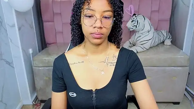 Violeth b online show from February 27, 12:38 pm