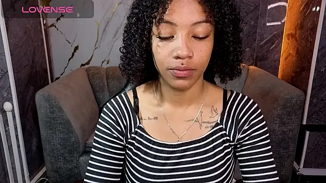 Violeth b online show from February 28, 1:00 pm