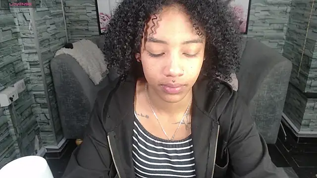 Violeth b online show from September 26, 12:56 pm