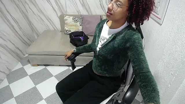 Violeth b online show from March 8, 12:41 pm