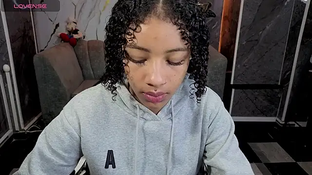 Violeth b online show from April 15, 12:53 pm