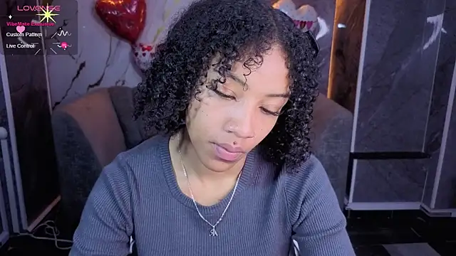 Violeth b online show from February 12, 1:00 pm