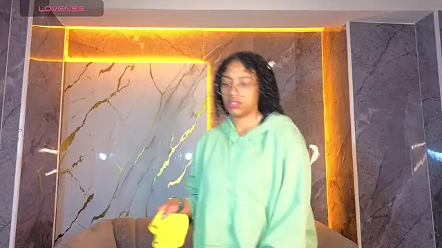 Violeth b online show from January 7, 12:43 pm