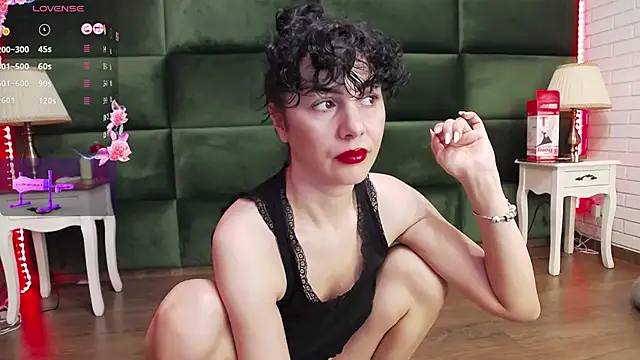 SelenSummer online show from November 29, 8:20 pm