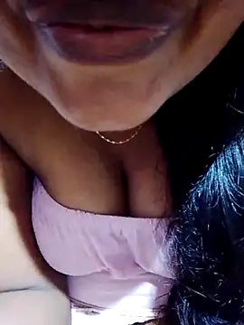 Snapshot of Diwya69 chatting on June 14, 8:32 pm Diwya69 online show from June 14, 8:32 pm