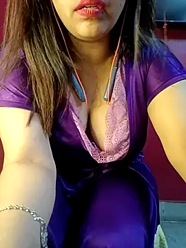 Snapshot of payal9038 chatting on November 23, 3:44 pm payal9038 online show from November 23, 3:44 pm