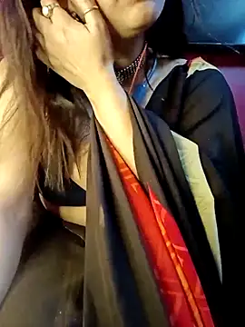 Snapshot of payal9038 chatting on November 18, 2:59 am payal9038 online show from November 18, 2:59 am