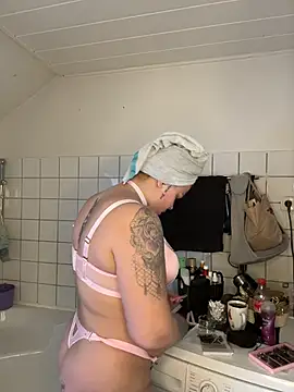 elina may online show from February 13, 9:42 am