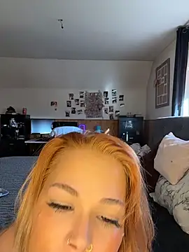 elina may online show from November 11, 10:32 am