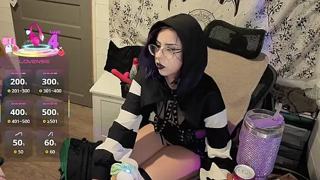 LisandreLaVenale online show from March 10, 10:58 pm