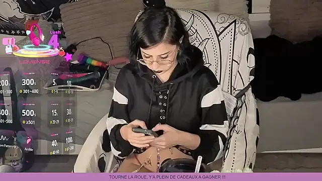 Snapshot of LisandreLaVenale chatting on November 13, 9:40 pm LisandreLaVenale online show from November 13, 9:40 pm