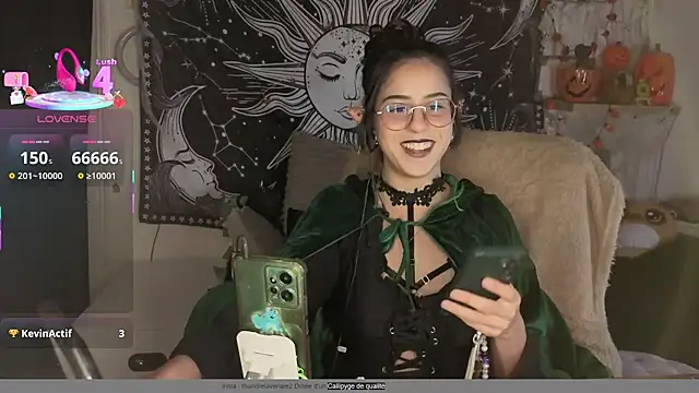 LisandreLaVenale online show from October 10, 10:32 pm