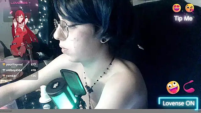LisandreLaVenale online show from December 13, 12:31 am