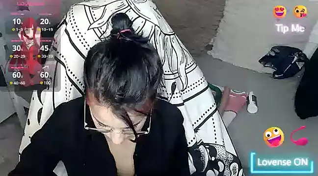 LisandreLaVenale online show from February 16, 10:11 pm