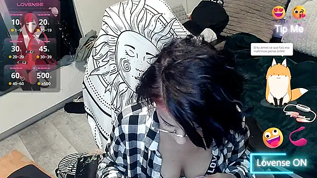 LisandreLaVenale online show from March 2, 8:25 pm