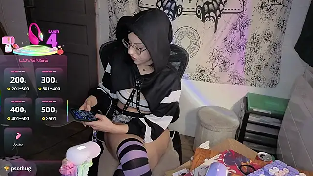 LisandreLaVenale online show from February 12, 10:20 pm