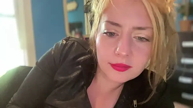 SkarlettRose96 online show from October 2, 3:37 pm