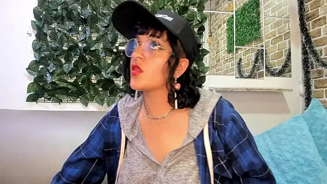 Snapshot of kory_mansson chatting on March 7, 8:44 pm kory mansson online show from March 7, 8:44 pm