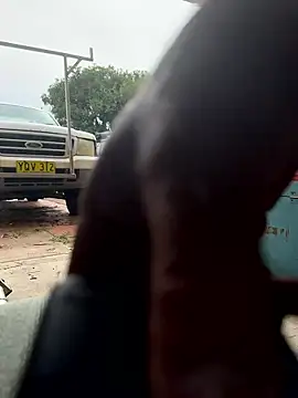 Snapshot of ausbod chatting on January 18, 5:33 am ausbod online show from January 18, 5:33 am