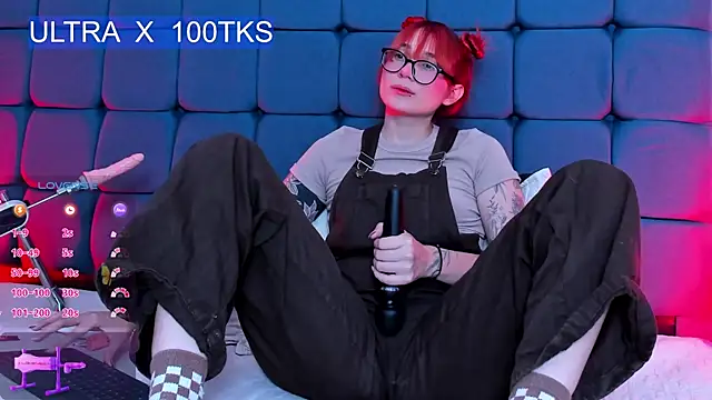 sofia218 online show from March 5, 9:15 pm