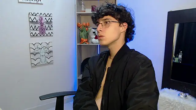 Jeam hot online show from January 26, 8:56 pm