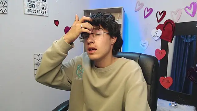 Jeam hot online show from March 3, 9:05 pm