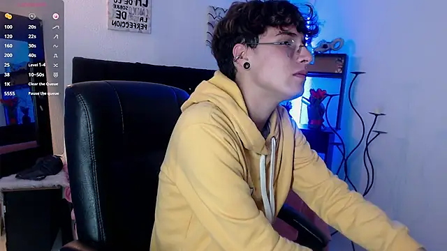 Jeam hot online show from December 4, 10:31 pm