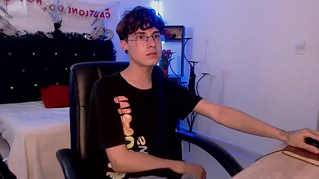 Jeam hot online show from October 30, 9:55 pm