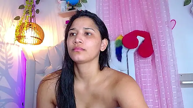 Alison Wiley online show from June 27, 4:07 am