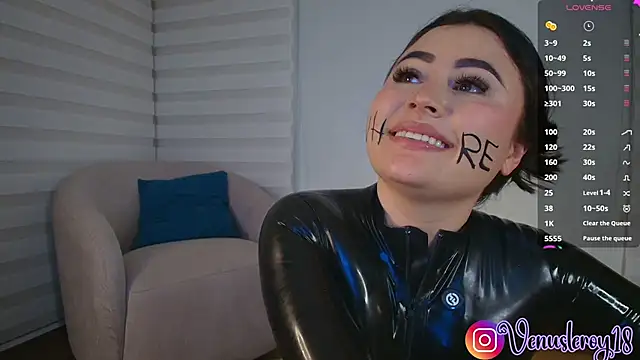 venusleroy  online show from March 8, 2:04 am