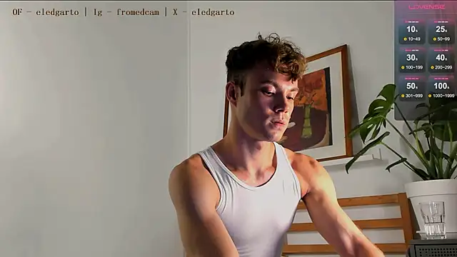 Snapshot of fromed chatting on July 10, 10:43 pm fromed online show from July 10, 10:43 pm