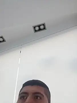 El baby12 online show from April 13, 3:27 pm