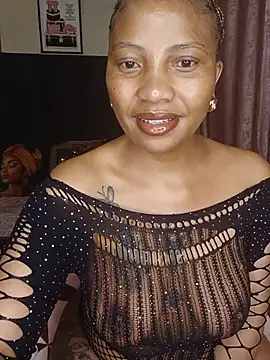 quenliyasa online show from July 3, 9:43 pm