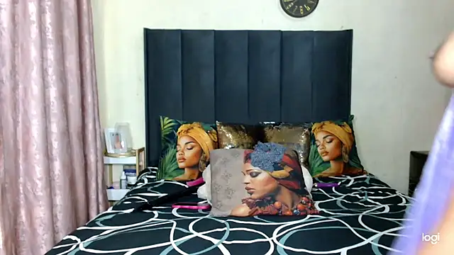 Snapshot of quenliyasa chatting on January 9, 9:55 pm quenliyasa online show from January 9, 9:55 pm