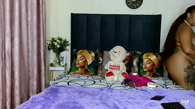 Snapshot of quenliyasa chatting on December 3, 8:30 pm quenliyasa online show from December 3, 8:30 pm