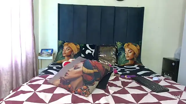 Snapshot of quenliyasa chatting on February 13, 8:03 am quenliyasa online show from February 13, 8:03 am