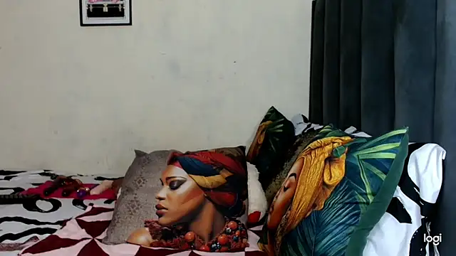 quenliyasa online show from March 23, 10:42 pm