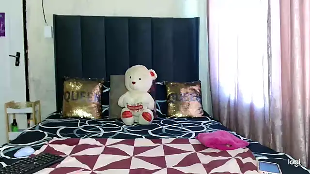 Snapshot of quenliyasa chatting on September 22, 7:58 am quenliyasa online show from September 22, 7:58 am