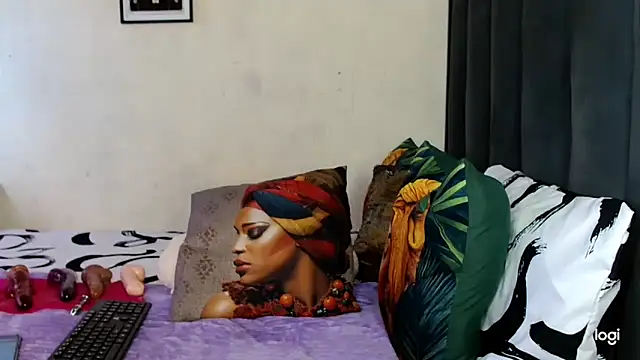 quenliyasa online show from March 20, 8:37 am