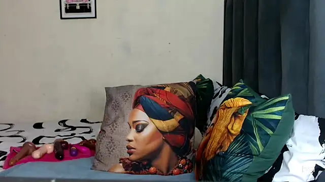 quenliyasa online show from March 19, 7:25 pm