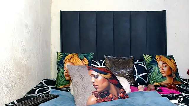 quenliyasa online show from April 23, 10:44 am