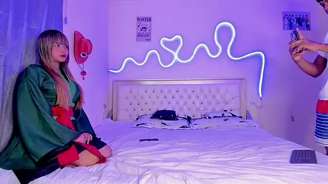 dafnezahiraa  online show from November 6, 4:05 am