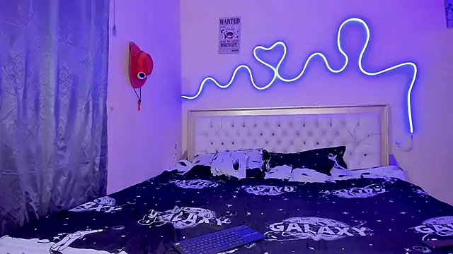 Snapshot of dafnezahiraa_ chatting on September 20, 5:01 am dafnezahiraa online show from September 20, 5:01 am