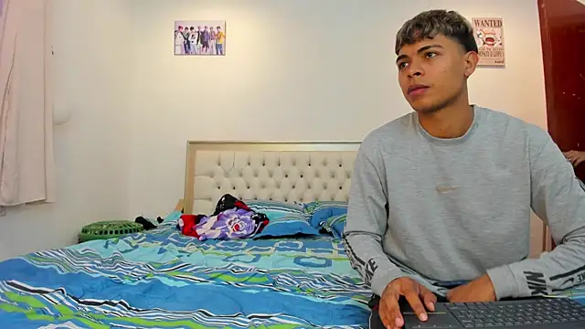 Snapshot of dafnezahiraa_ chatting on January 14, 3:43 am dafnezahiraa online show from January 14, 3:43 am