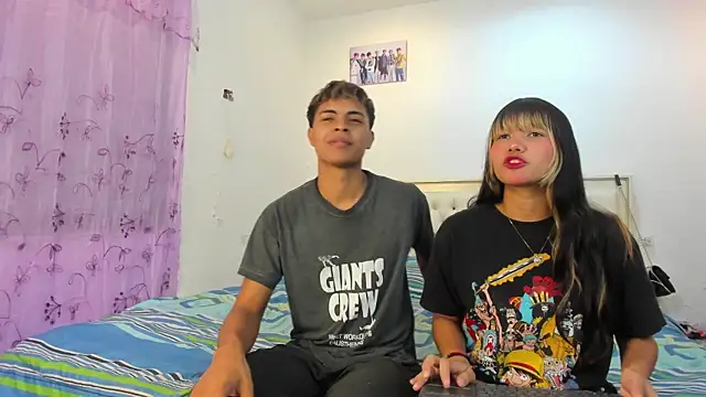 Snapshot of dafnezahiraa_ chatting on March 17, 3:47 am dafnezahiraa online show from March 17, 3:47 am