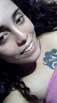 Snapshot of lucylovles chatting on March 5, 1:21 am lucylovles online show from March 5, 1:21 am