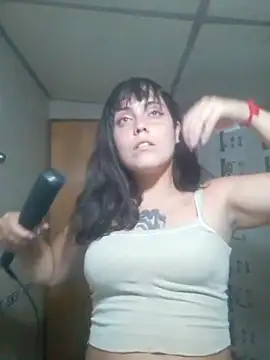 lucylovles online show from April 19, 6:36 am